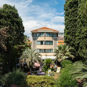 Hotel Cézanne, Cannes