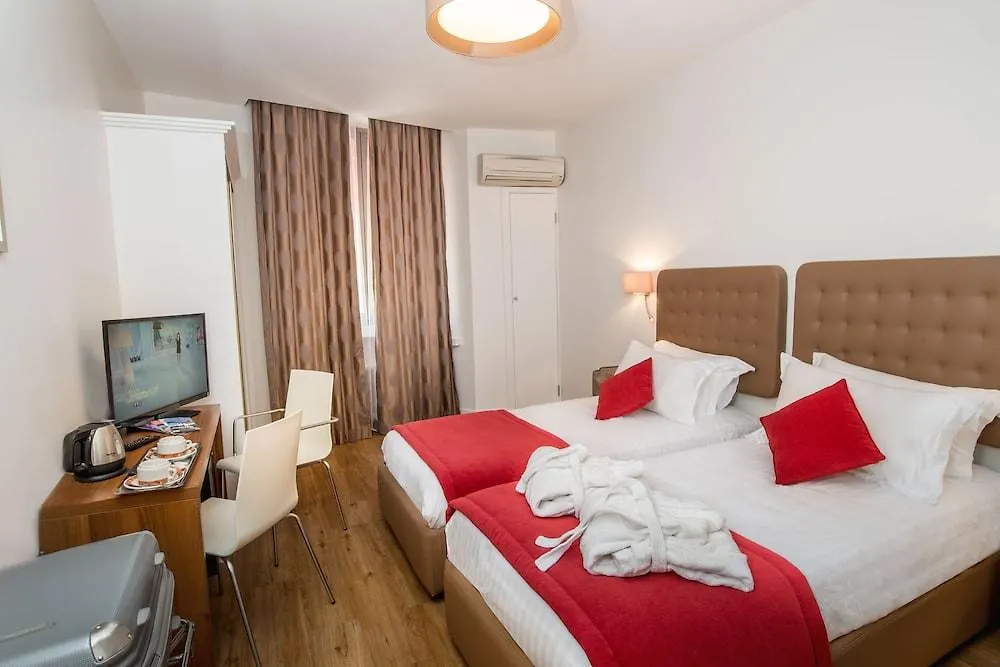 Hotel De France Cannes