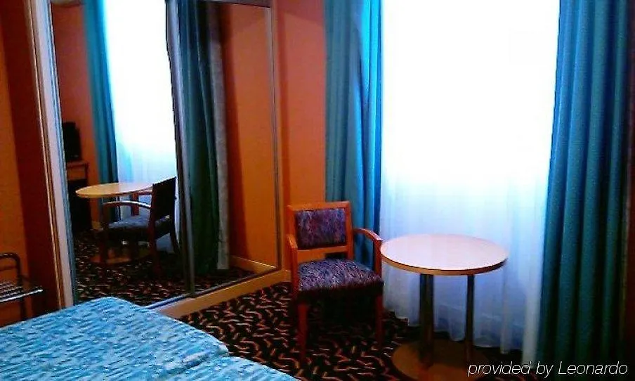 Hotel De France Cannes