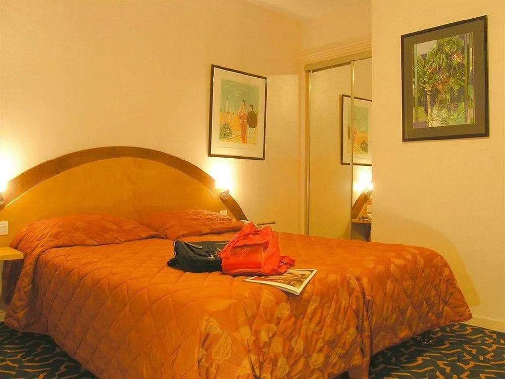 Hotel De France Cannes